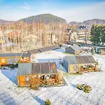 Lazy Deer - Camp