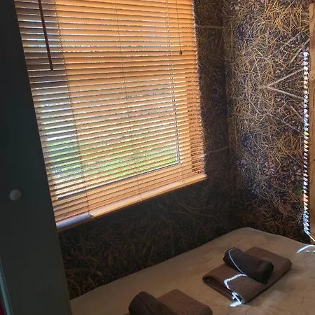 Lazy Deer - Camp Holiday home Staniszow