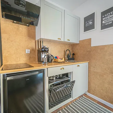 Lazy Deer - Camp Staniszow