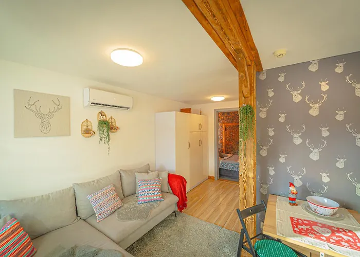 Lazy Deer - Camp Nyaraló Staniszów